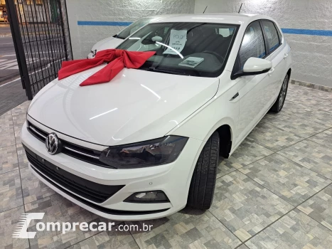 Volkswagen POLO 1.0 200 TSI Comfortline 4 portas