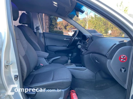 i30 2.0 16V 145cv 5p Mec.