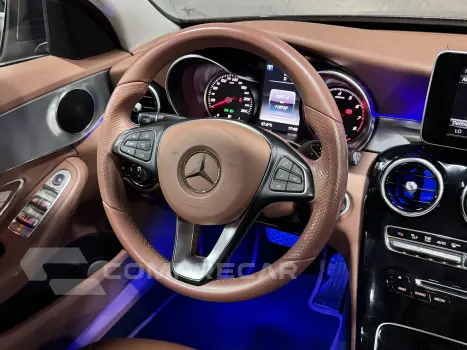 C 180 1.6 CGI AVANTGARDE 16V TURBO GASOLINA 4P AUTOMÁTICO