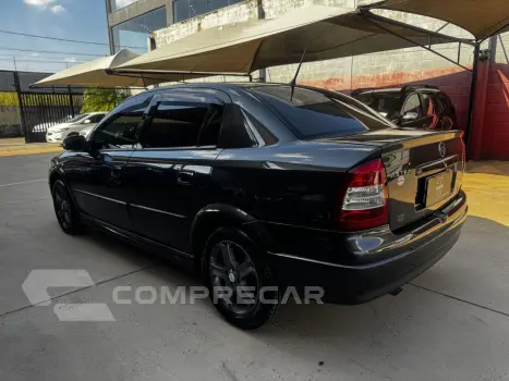 Astra Sedan 1.8 4P GL ALCOOL