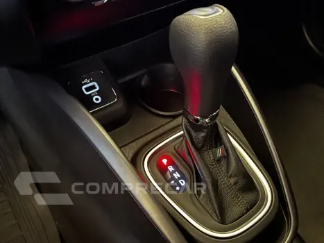 Argo 1.3 4P FLEX FIREFLY TREKKING AUTOMÁTICO CVT