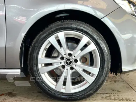 A 200 1.6 CGI FLEX 7G-DCT