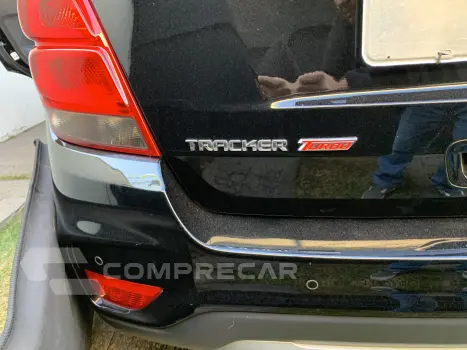 TRACKER 1.4 16V Turbo Midnight