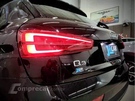 Q3 1.4 TFSI AMBIENTE GASOLINA 4P S TRONIC