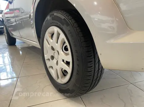 FIESTA 1.6 MPI Class Sedan 8V