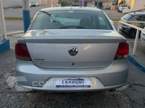 VOYAGE - 1.0 MI 8V 4P MANUAL