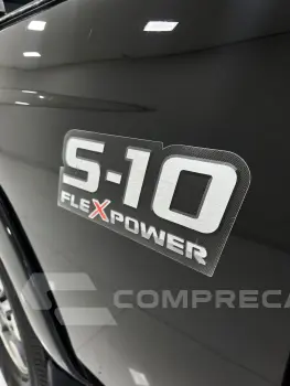 S10 2.4 MPFI Executive 4X2 CD 8V