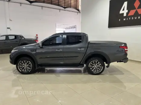 L200 TRITON 2.4 16V Turbo Outdoor Hpe-s CD 4X4