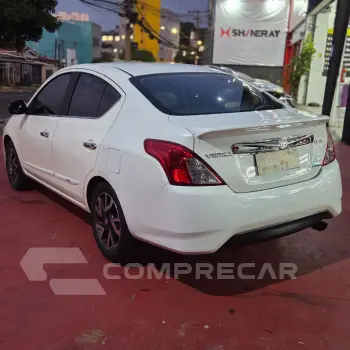 VERSA UNIQUE 1.6 16V FlexStart 4p Aut.