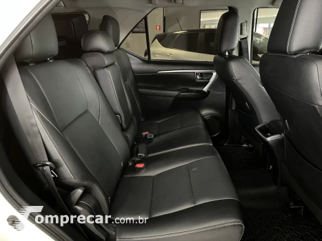 HILUX SW4 2.8 D-4d Turbo SRX 4X4