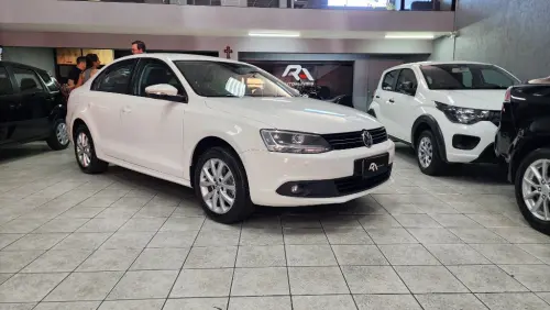 Volkswagen JETTA Comfortline 2.0 T.Flex 8V 4p Tipt. 4 portas