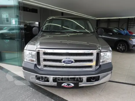 F-250 4.2 XLT 4X2 CS TURBO DIESEL 2P MANUAL