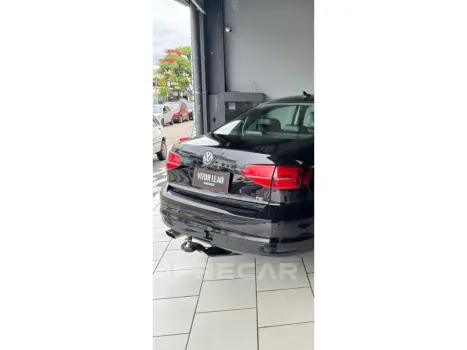 JETTA 2.0 TSI HIGHLINE 211CV GASOLINA 4P TIPTRONIC