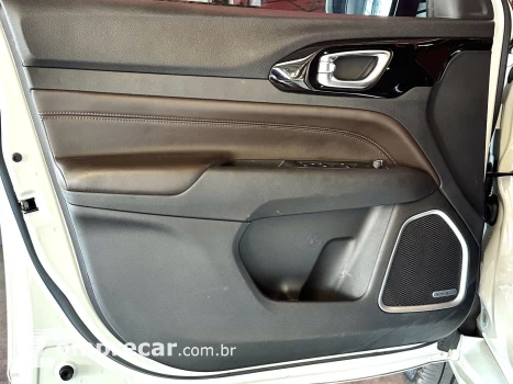 COMMANDER 1.3 T270 TURBO FLEX OVERLAND AT6