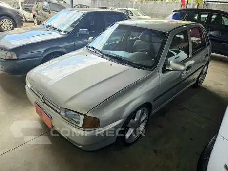 Volkswagen GOL 1.6 CL 8V 4 portas