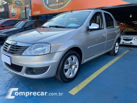 Renault Logan 4 portas