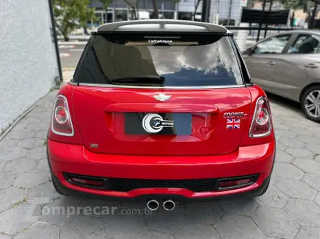 COOPER 1.6 S 16V TURBO GASOLINA 2P AUTOMÁTICO