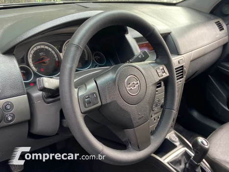 VECTRA 2.0 MPFI Gt-x Hatch 8V