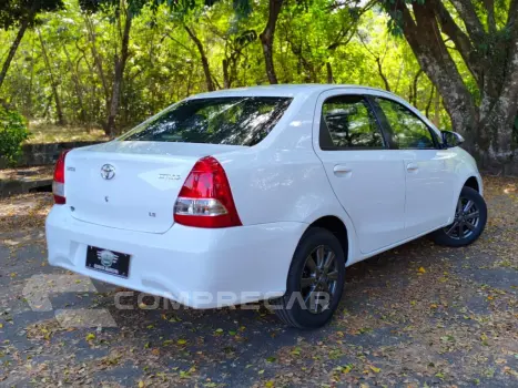 ETIOS 1.5 X PLUS SEDAN 16V FLEX 4P AUTOMÁTICO