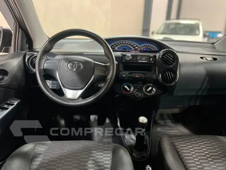 Etios Sedan 1.5 16V 4P FLEX PLATINUM