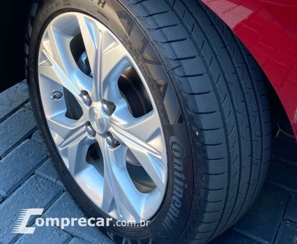 ONIX 1.0 Turbo Plus Premier