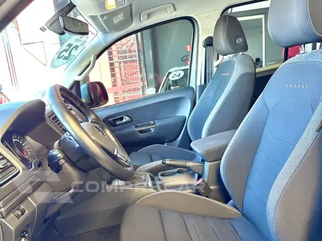 AMAROK 3.0 V6 TDI DIESEL COMFORTLINE CD 4MOTION AUTOMÁTICO