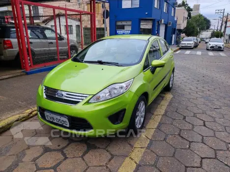 FORD Fiesta Sedan SE 1.6 16V Flex 4p 4 portas