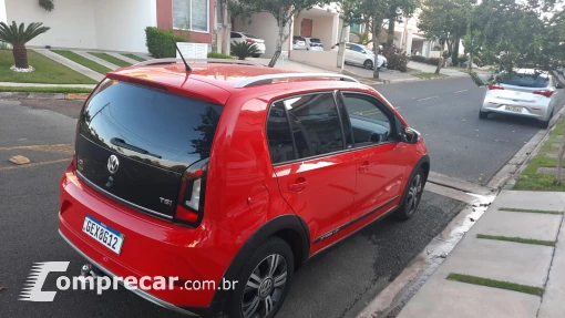 Volkswagen CROSS UP 1.0 MPI 12V 4 portas