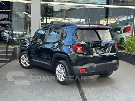 Renegade Longitude 1.8 4x2 Flex 16V Aut.