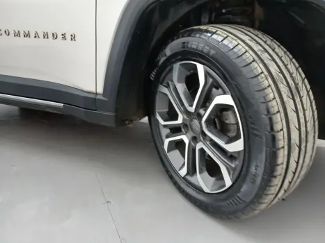 COMMANDER 1.3 T270 TURBO FLEX LIMITED AT6