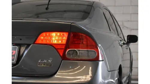 CIVIC - 1.8 LXS 16V 4P AUTOMÁTICO