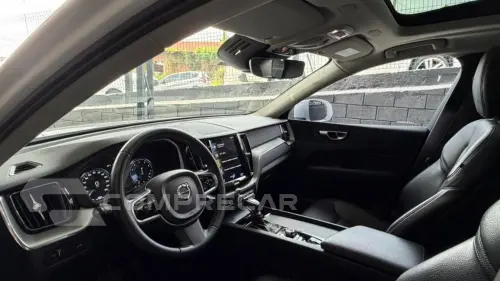 XC 60 T-5 MOMENTUM 2.0 254cv AWD 5p