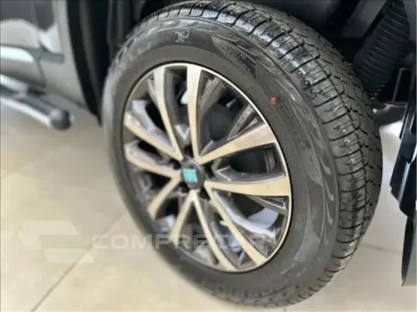 TORO 2.2 TURBO DIESEL VOLCANO 4WD AT9