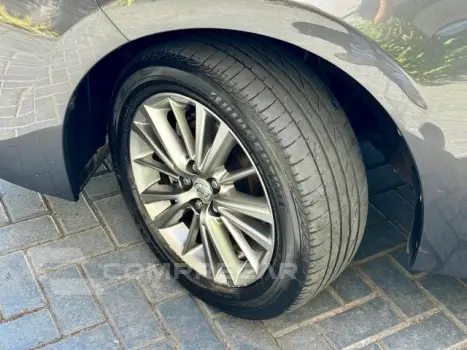 COROLLA - 1.8 GLI UPPER 16V 4P AUTOMÁTICO