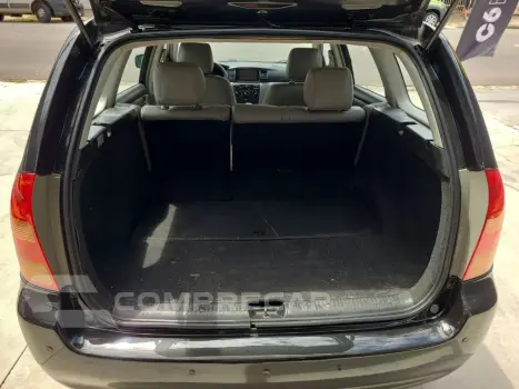 Corolla Fielder SW 1.8/1.8 XEi Flex Aut.