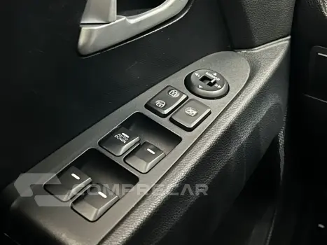 SPORTAGE 2.0 LX 4X2 16V FLEX 4P AUTOMÁTICO