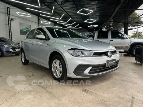 Volkswagen POLO 1.0 200 TSI Comfortline 4 portas
