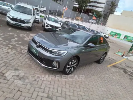 Volkswagen VIRTUS 1.0 200 TSI HIGHLINE AUTOMÁTICO 4 portas