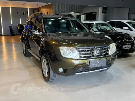 Renault DUSTER 1.6 DYNAMIQUE 4X2 16V FLEX 4P MANUAL 4 portas