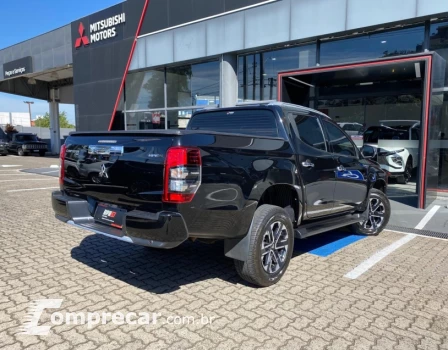 L200 TRITON 2.4 16V Turbo Sport Hpe-s CD 4X4