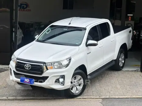 Toyota HILUX CDSR A4FD 4 portas