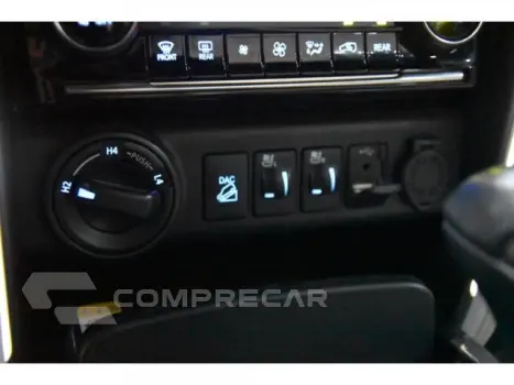 HILUX SW4 - 2.8 D-4D TURBO DIAMOND 7L 4X4 AUTOMÁTICO