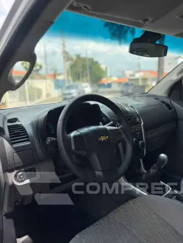 S10 2.4 LT 4X2 CD 8V