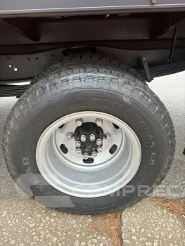 710 Modelo sem Versão