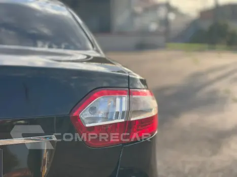 FLUENCE 2.0 Dynamique 16V