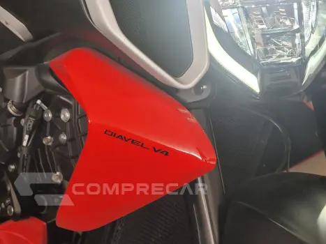 DIAVEL V4 1158