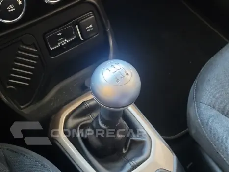 Renegade Sport 1.8 4x2 Flex 16V Mec.