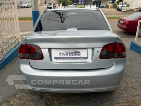 CLASSIC - 1.0 MPFI LS 8V 4P MANUAL