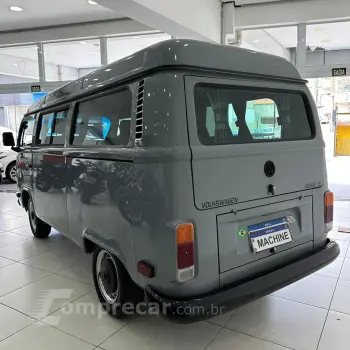 KOMBI 1.6 MI Carat 8V