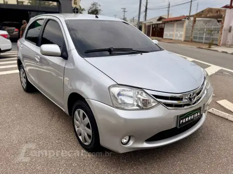 Etios 1.3 Xs 16V Flex 4P Manual